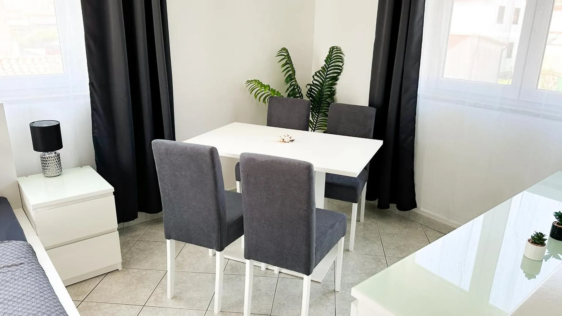 Sunside Apartments Pula 0*,  Croatia