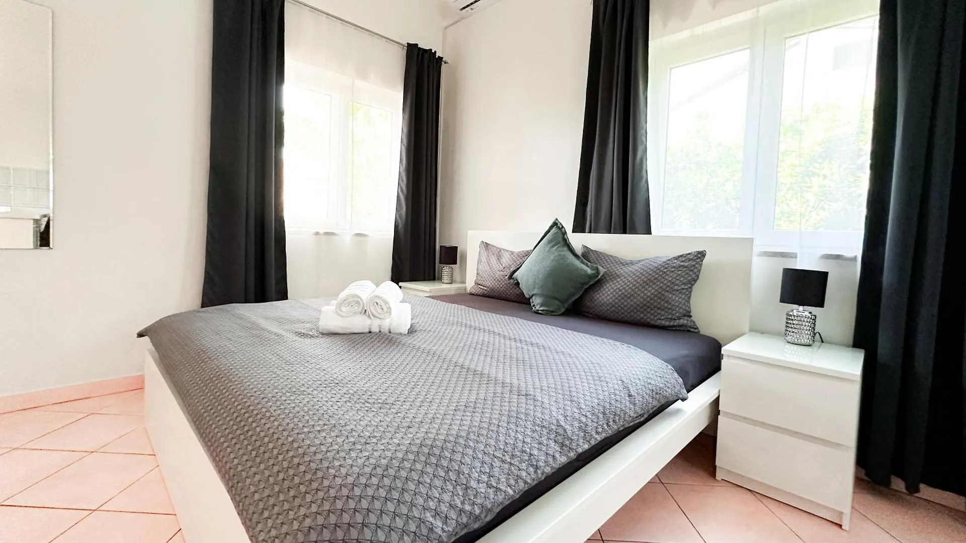 Sunside Apartments Pula